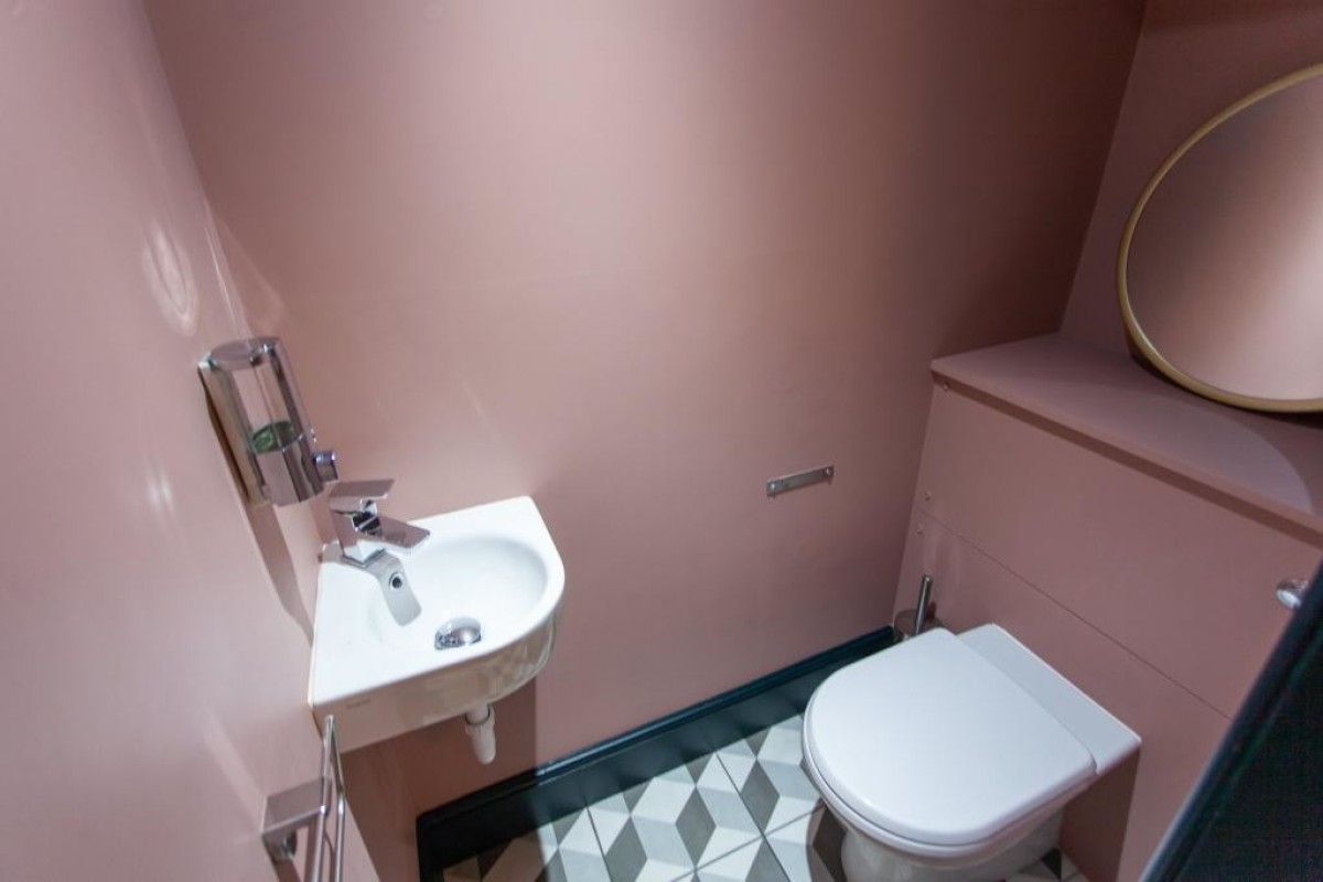 Images for Esher Road, Kensington EAID:f19b2b8dd2d922af2053e08aeaa83c02 BID:1