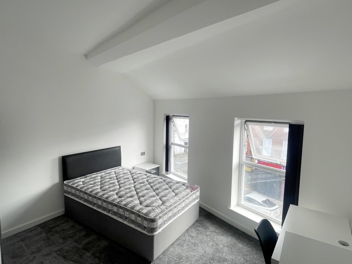 Images for 76 Holt Road EAID:f19b2b8dd2d922af2053e08aeaa83c02 BID:1