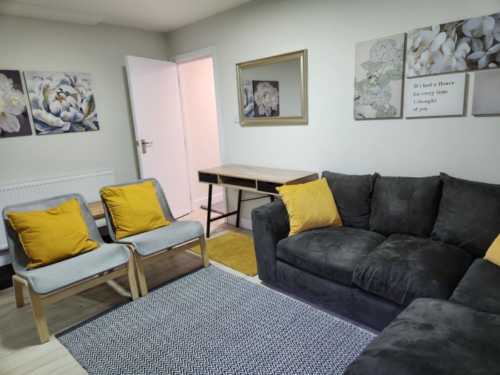 View Full Details for 59 Leopold Road - EAID:f19b2b8dd2d922af2053e08aeaa83c02, BID:1