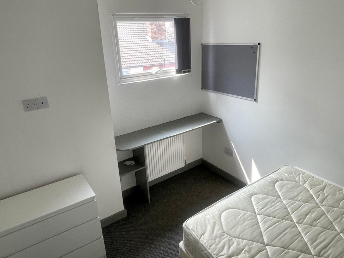 Images for 214 Molyneux Road EAID:f19b2b8dd2d922af2053e08aeaa83c02 BID:1