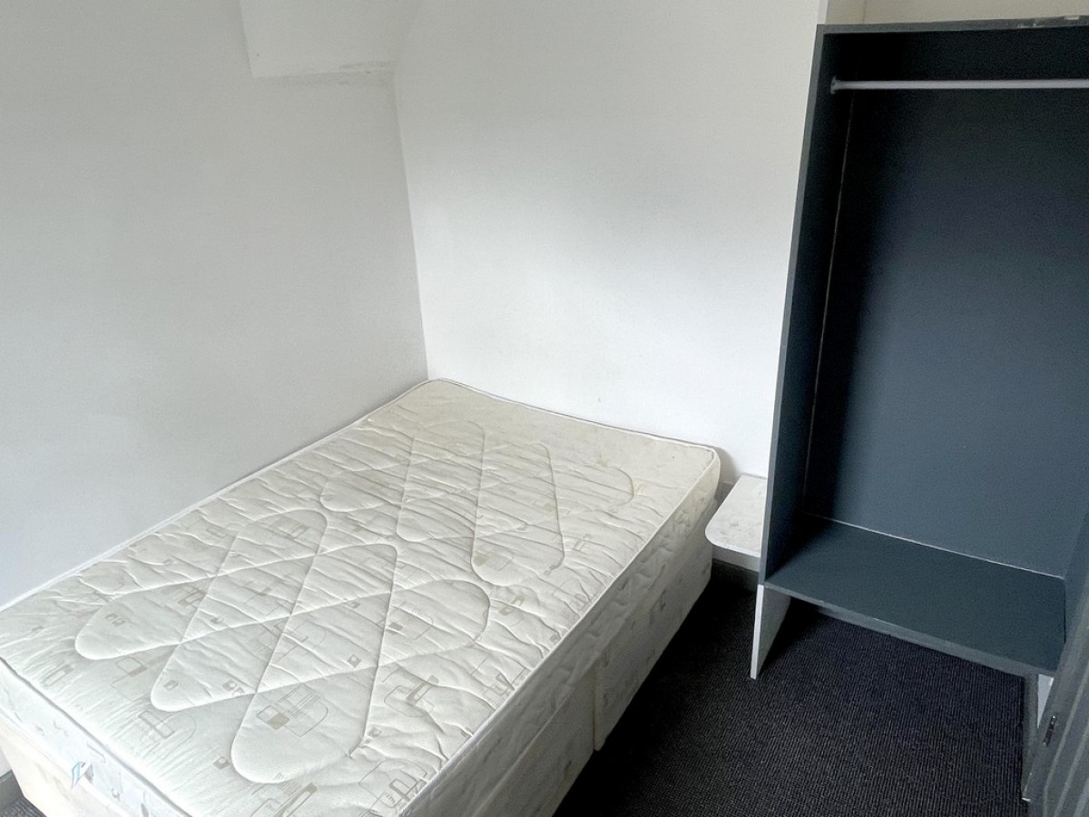 Images for 214 Molyneux Road EAID:f19b2b8dd2d922af2053e08aeaa83c02 BID:1