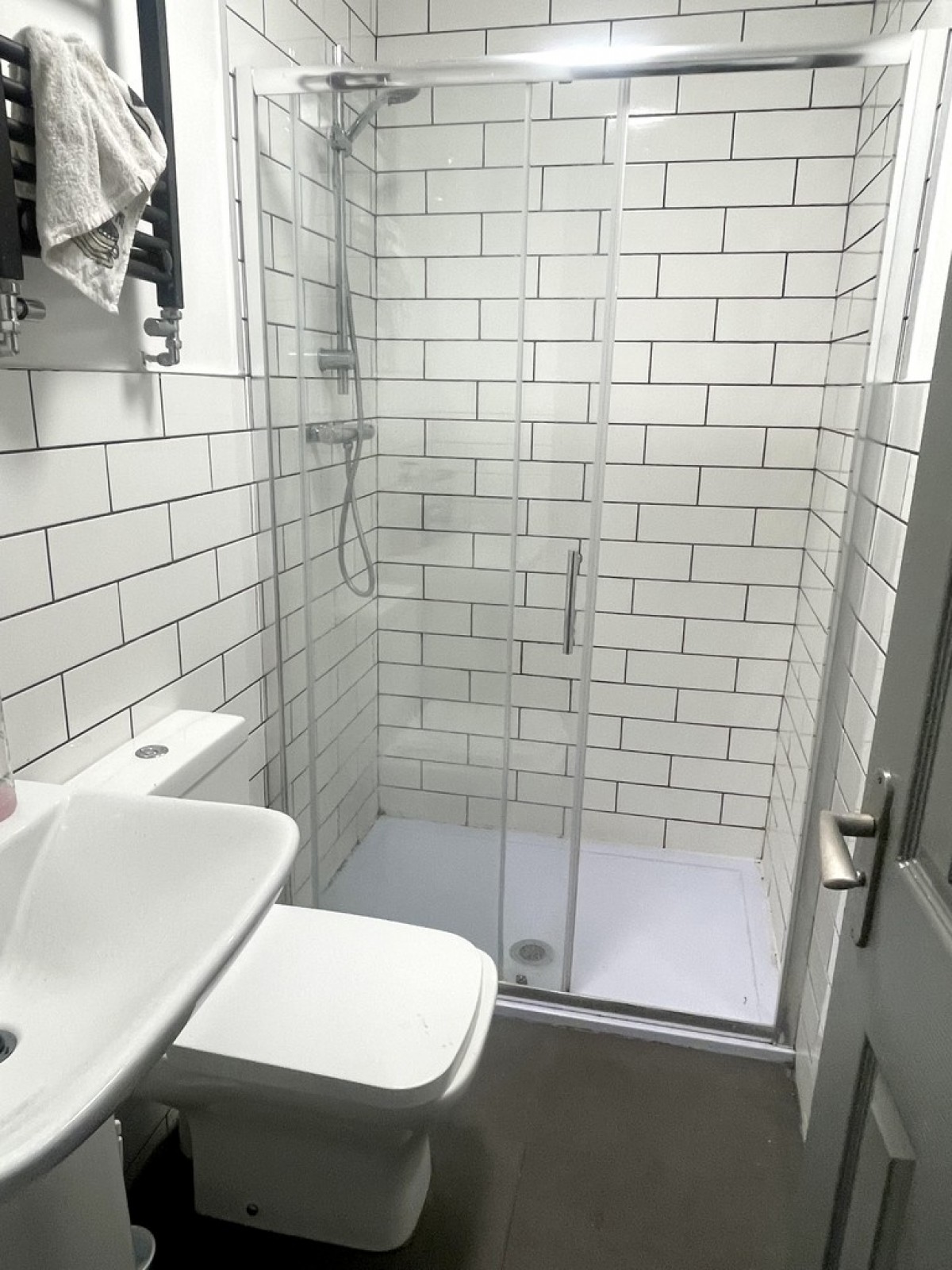 Images for 214 Molyneux Road EAID:f19b2b8dd2d922af2053e08aeaa83c02 BID:1