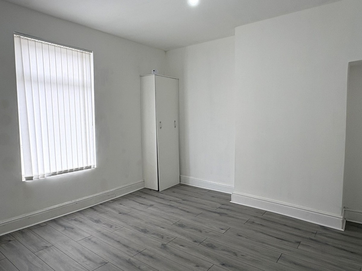 Images for 100 Gainsborough Road EAID:f19b2b8dd2d922af2053e08aeaa83c02 BID:1